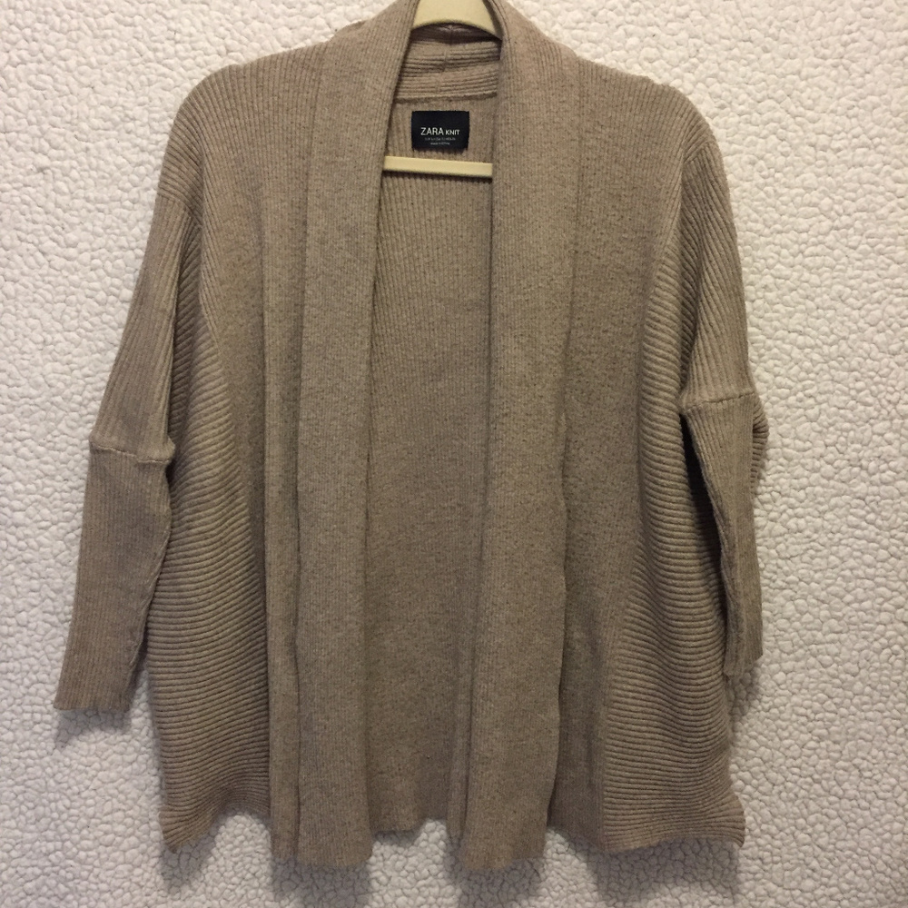 ✅Zara Cardigan
